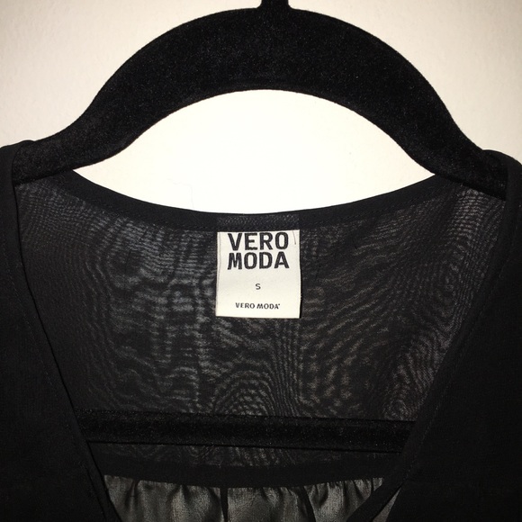 Top - Picture 3 of 3